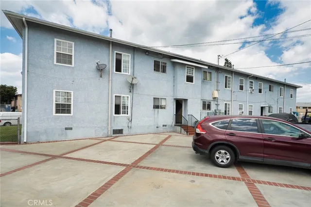 a car parked in front of a building
