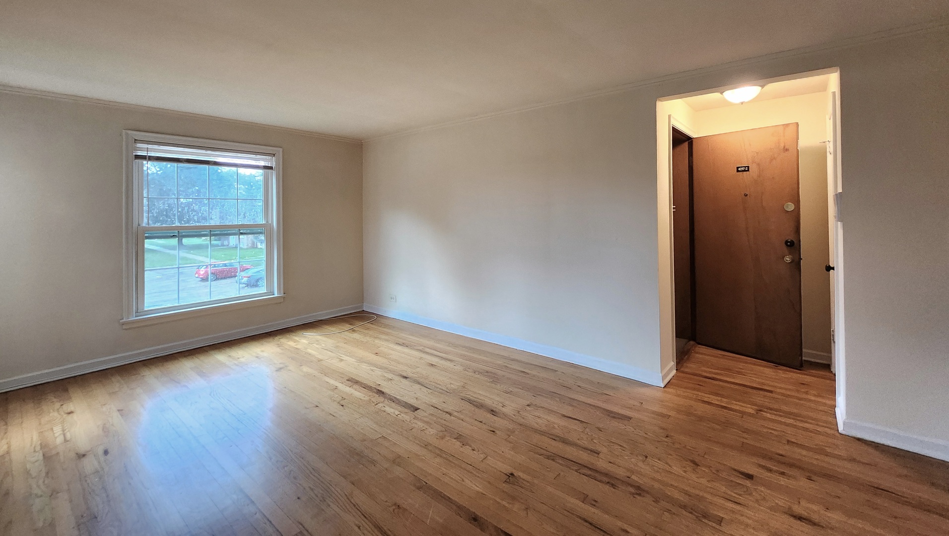 4257 West Nelson Street, Unit 2 Chicago, IL 60641 - Photo 5 of 8