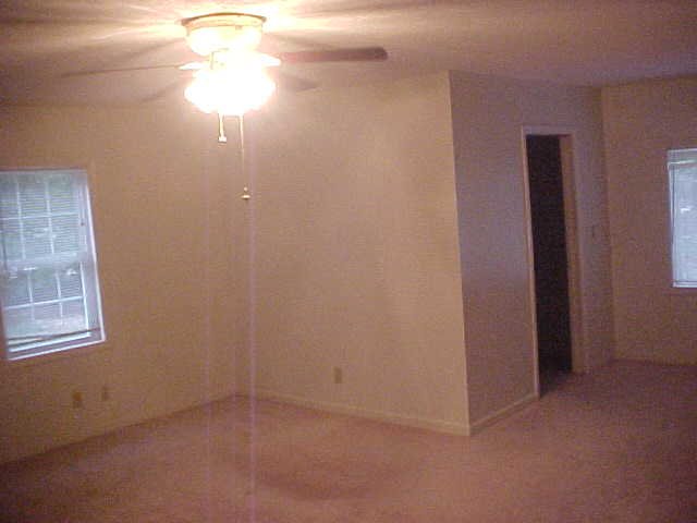 201 Old Rutherford Road Taylors, SC 29687 - Photo 8 of 9