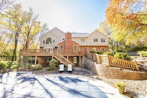 $825,000 | 160 Stonehaven Court, O'Fallon, IL 62269