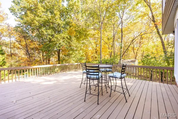 $825,000 | 160 Stonehaven Court, O'Fallon, IL 62269