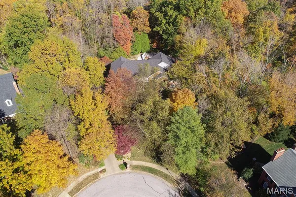 $825,000 | 160 Stonehaven Court, O'Fallon, IL 62269