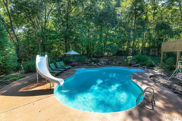 $825,000 | 160 Stonehaven Court, O'Fallon, IL 62269