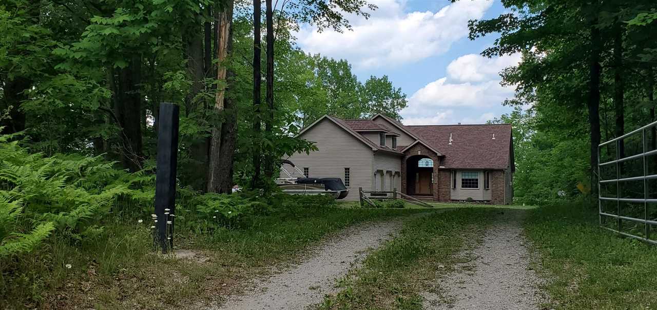 7270 Shellenbarger Road Hale, MI 48739 - Photo 10 of 46 1888674-9.JPG