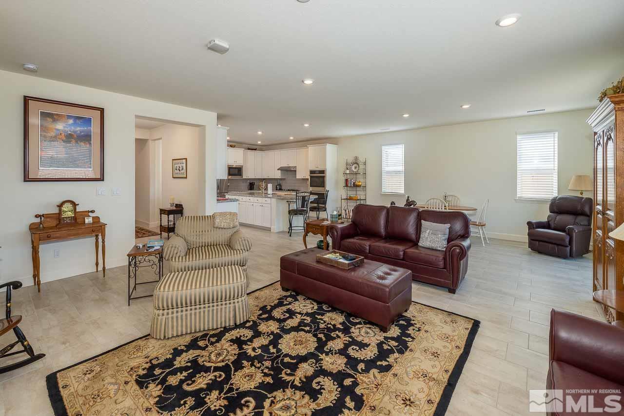 4501 High Pointe Drive Reno, NV 89521 - Photo 21 of 26 a living room with furniture and a couch