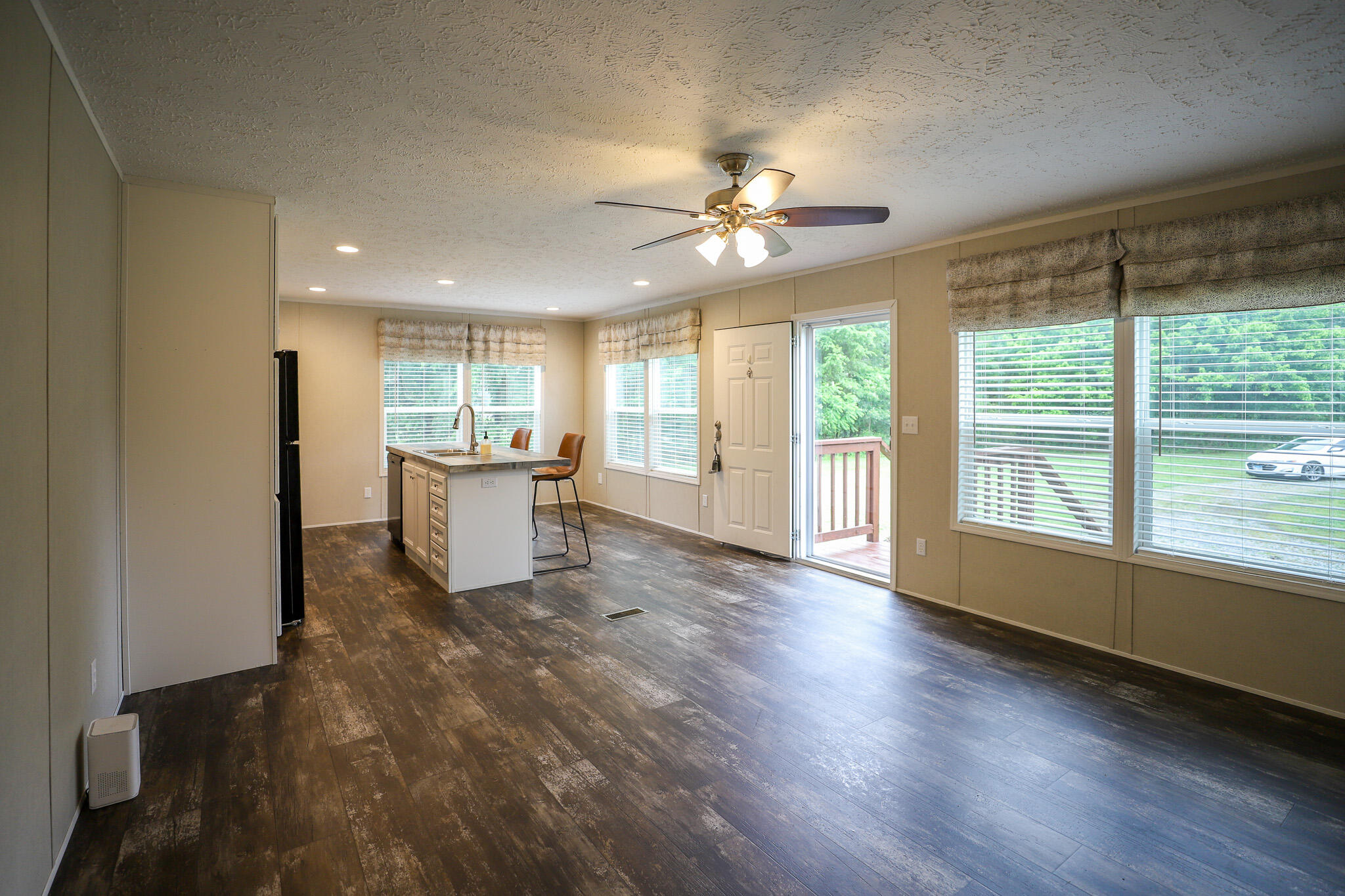 1868 Elm Grove Road Almo, KY 42020 - Photo 8 of 21 Living room