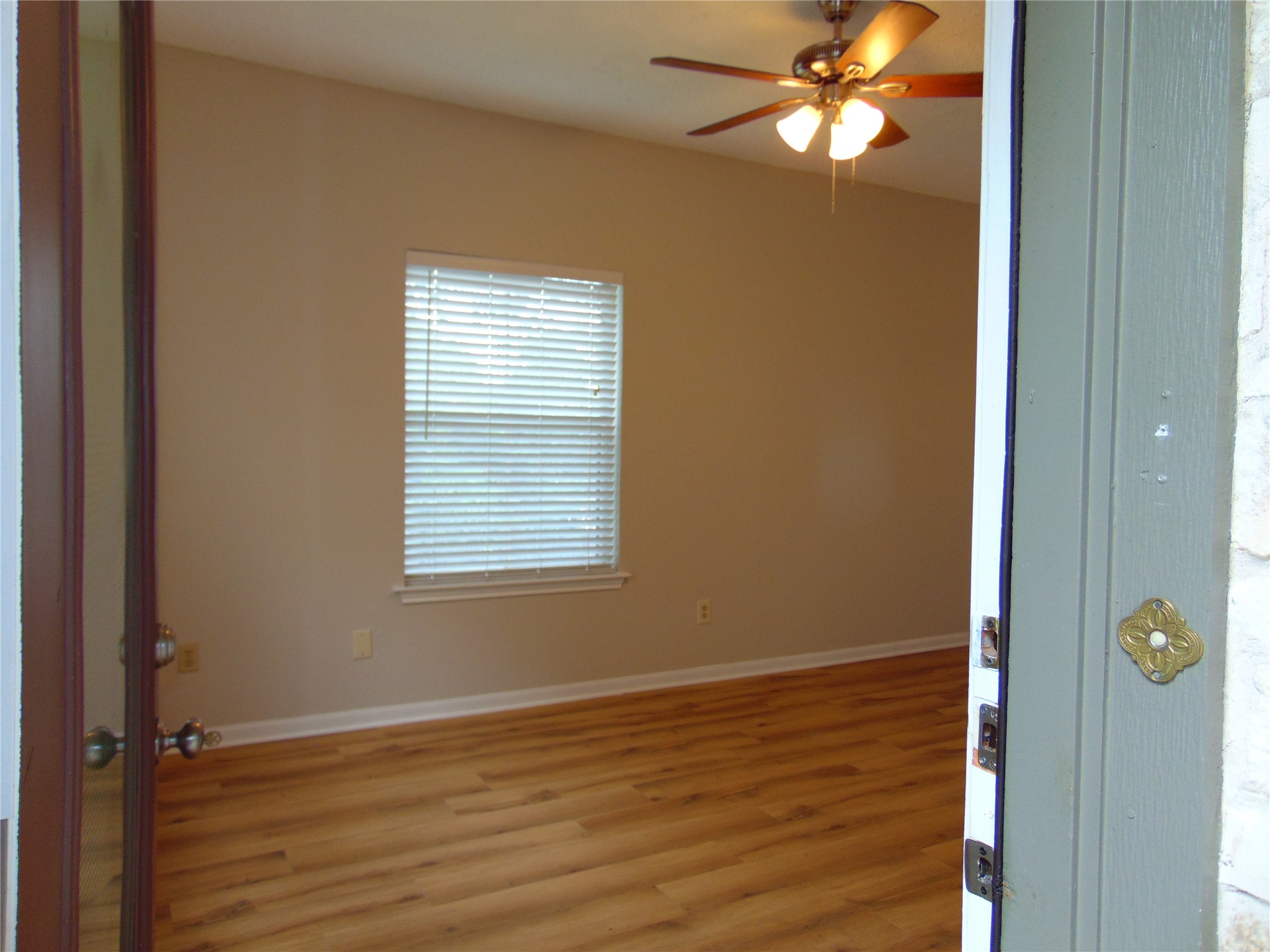 2508 Enfield Road, Unit 8 Austin, TX 78703 - Photo 6 of 16 a view of a livingroom with a window