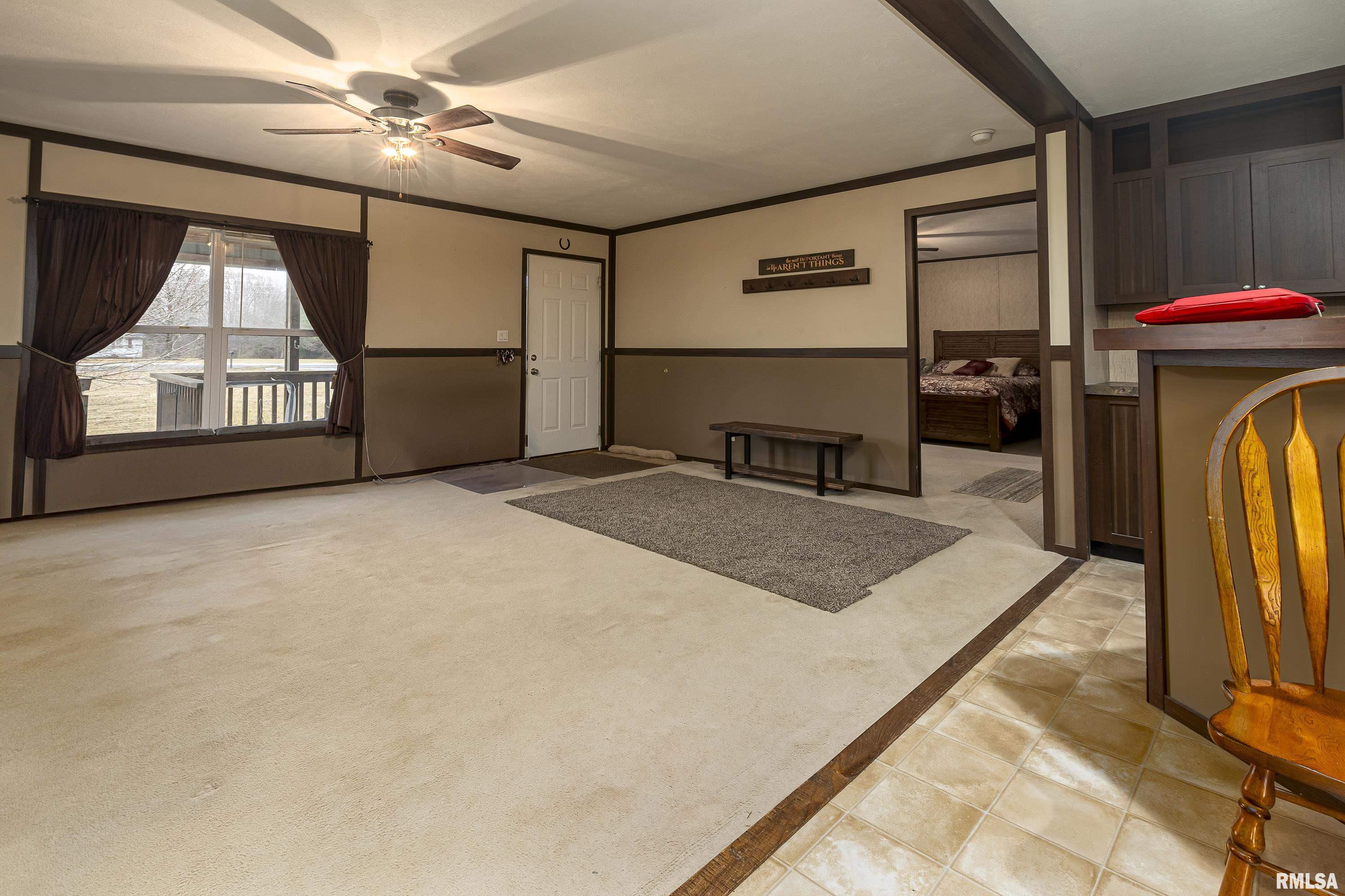 2217 South Thompsonville Road Thompsonville, IL 62890 - Photo 4 of 36