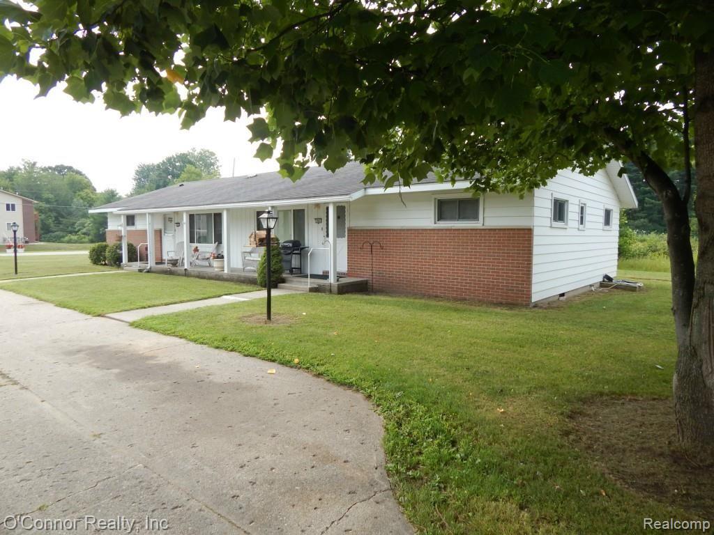 2963 Beach Road Port Huron, MI 48060 - Photo 2 of 12 Front Building 2