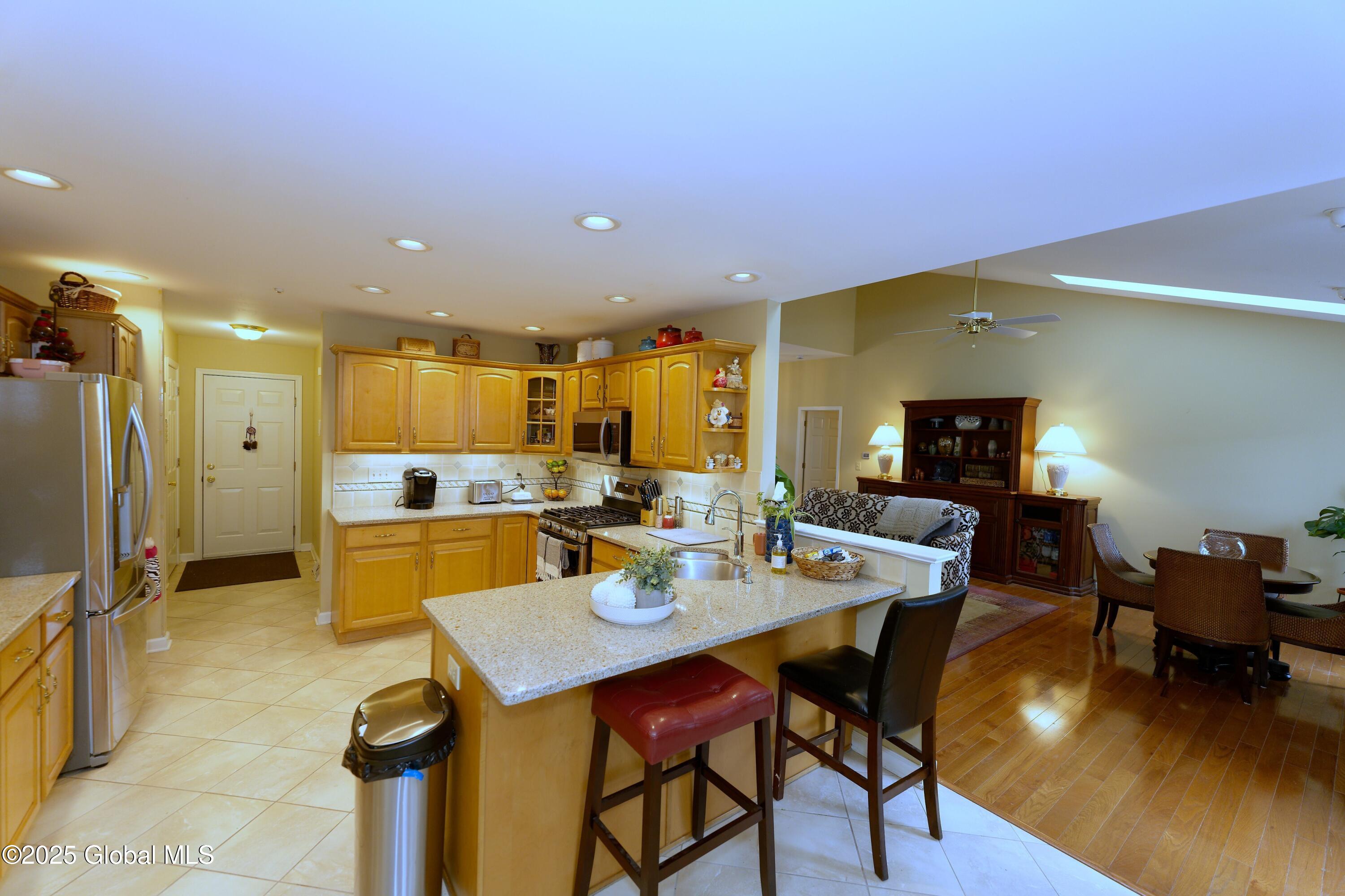 28 Greyledge Drive Albany, NY 12211 - Photo 18 of 41 4 Kitchen 9