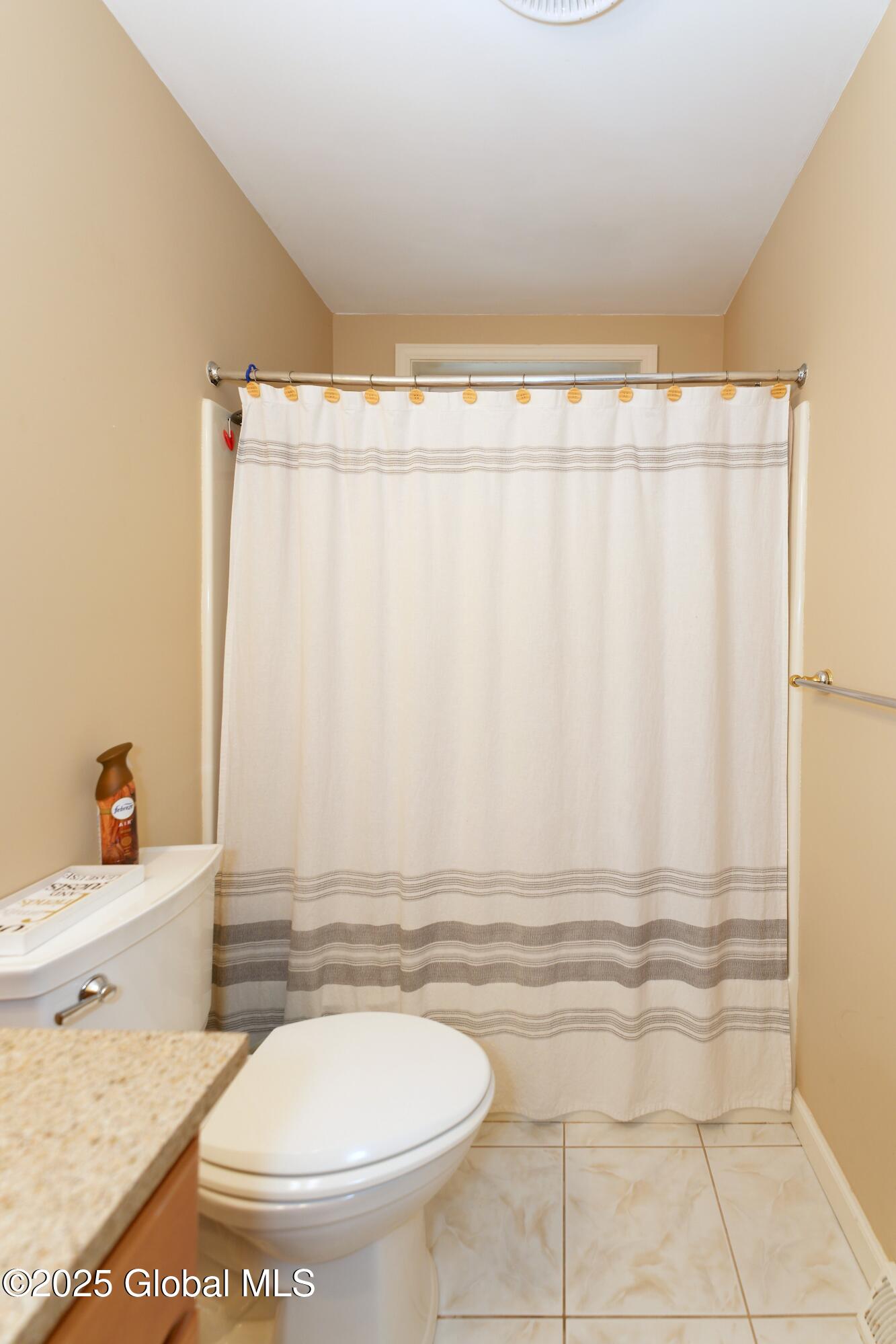 28 Greyledge Drive Albany, NY 12211 - Photo 29 of 41 8 Bathroom 2