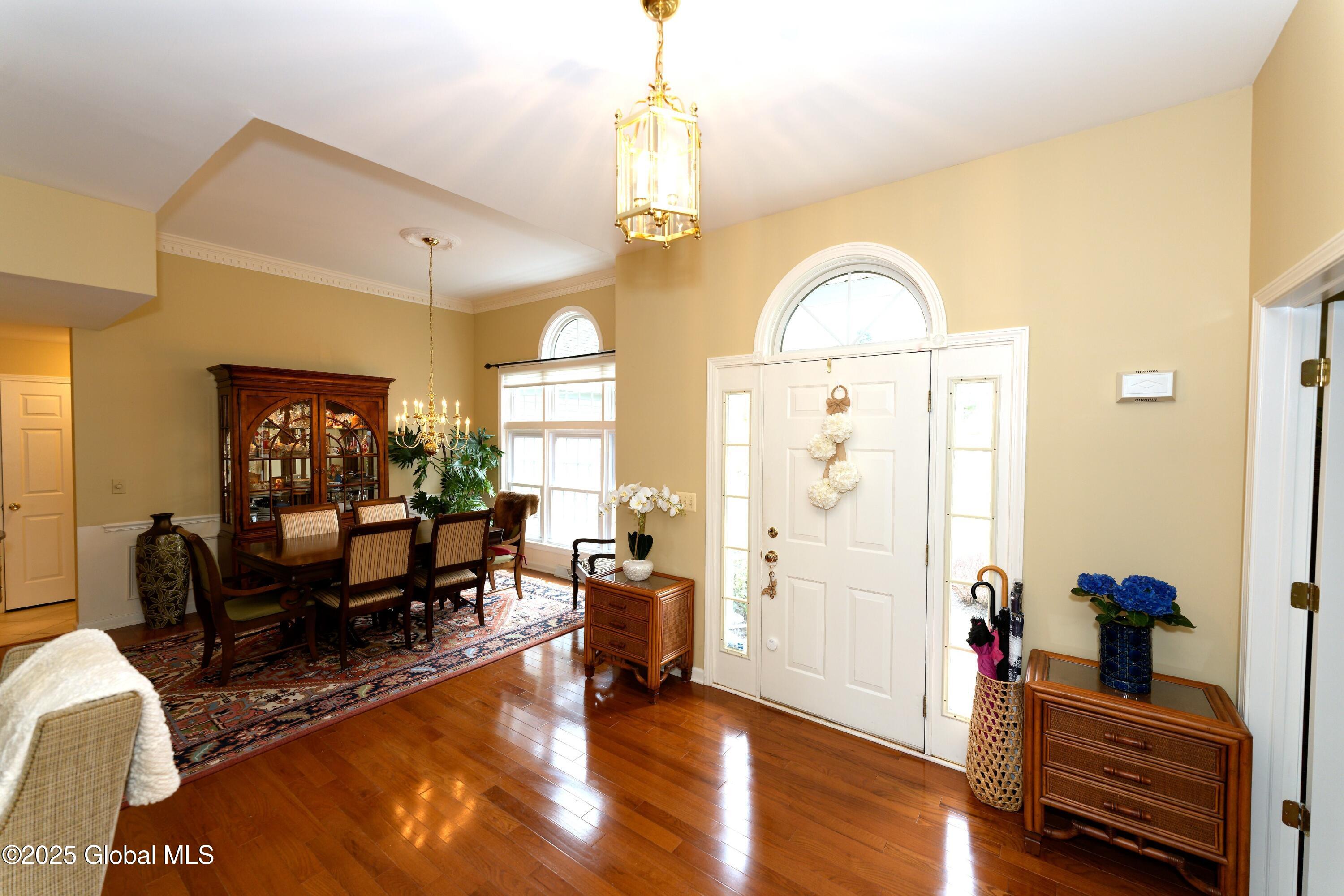 28 Greyledge Drive Albany, NY 12211 - Photo 8 of 41 1 Entryway 2