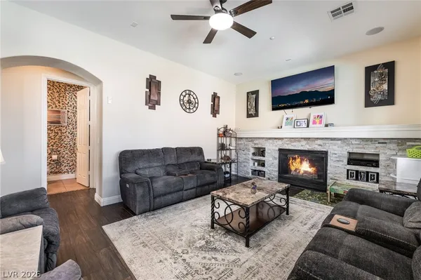 $864,900 | 2398 Sunburst View Street, Henderson, NV 89052