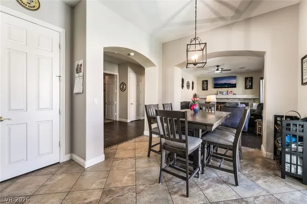 $864,900 | 2398 Sunburst View Street, Henderson, NV 89052