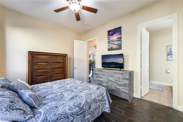 $864,900 | 2398 Sunburst View Street, Henderson, NV 89052