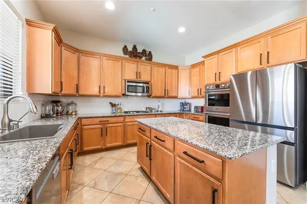 $864,900 | 2398 Sunburst View Street, Henderson, NV 89052