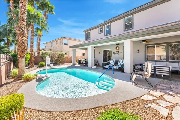 $864,900 | 2398 Sunburst View Street, Henderson, NV 89052