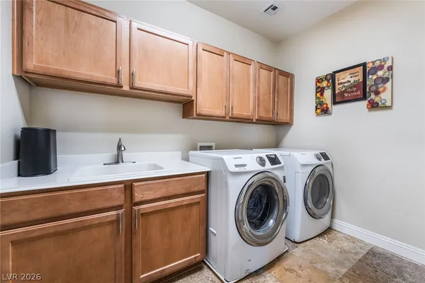 $864,900 | 2398 Sunburst View Street, Henderson, NV 89052