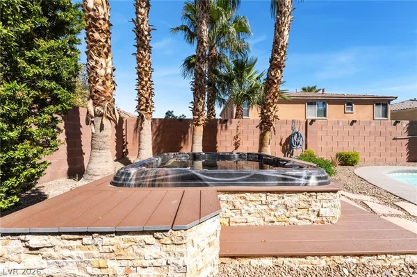 $864,900 | 2398 Sunburst View Street, Henderson, NV 89052