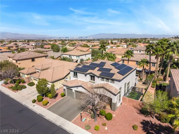 $864,900 | 2398 Sunburst View Street, Henderson, NV 89052