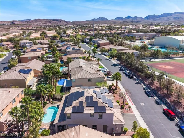 $864,900 | 2398 Sunburst View Street, Henderson, NV 89052