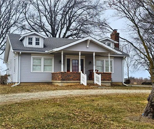 $450,000 | 10304 Howard Road, Lee's Summit, MO 64086