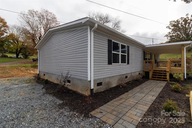a house view with a garden