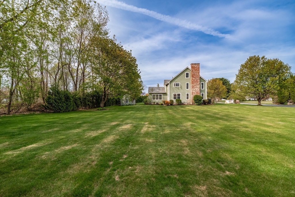 26 Scotland Road Hatfield, MA 01038 - Photo 3 of 42