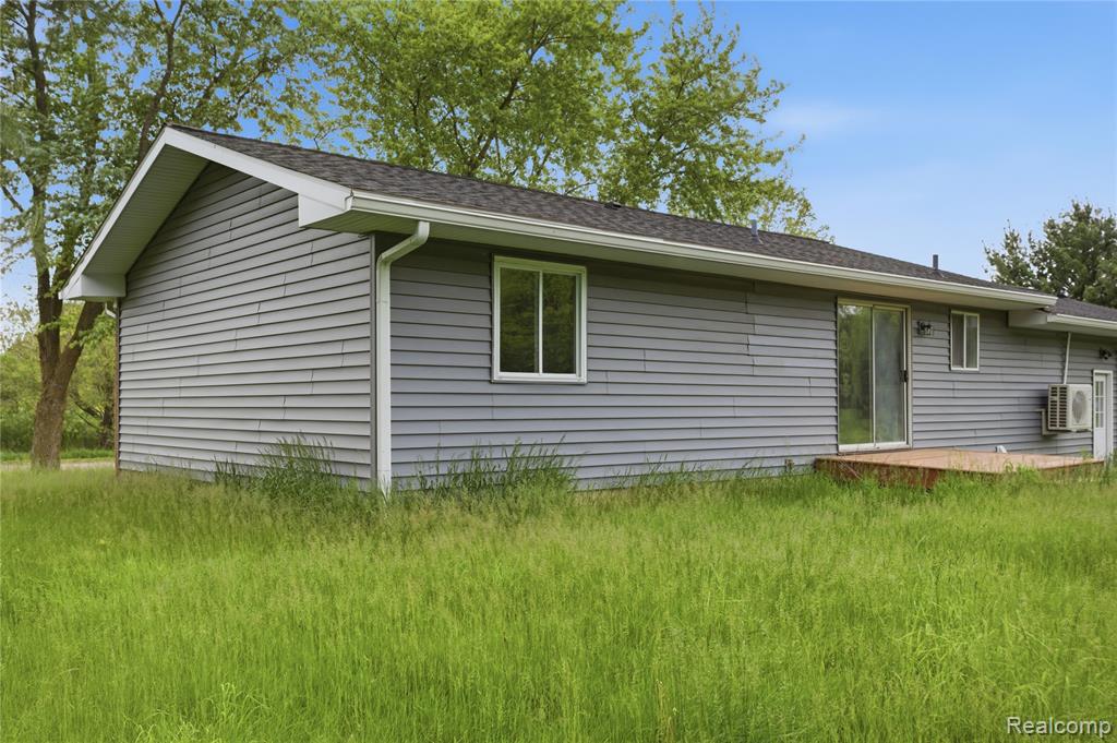 2897 Spring Hill Drive Howell, MI 48843 - Photo 18 of 26
