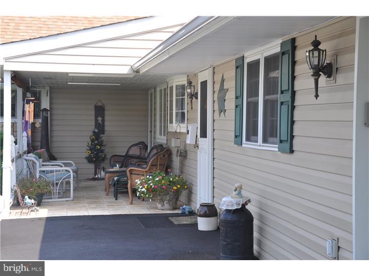 26 Fountain Road Levittown, PA 19056 - Photo 4 of 25 Exterior Front