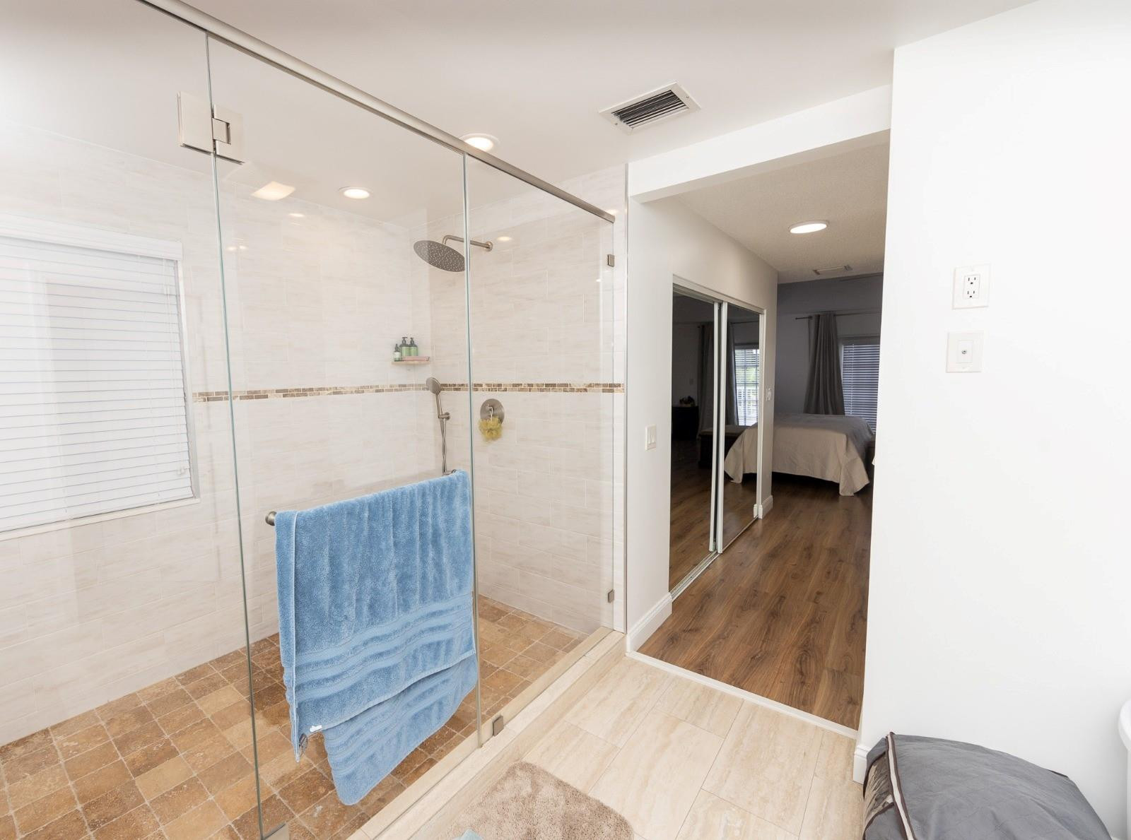 3375 Southwest 181st Terrace Miramar, FL 33029 - Photo 28 of 39 Primary shower