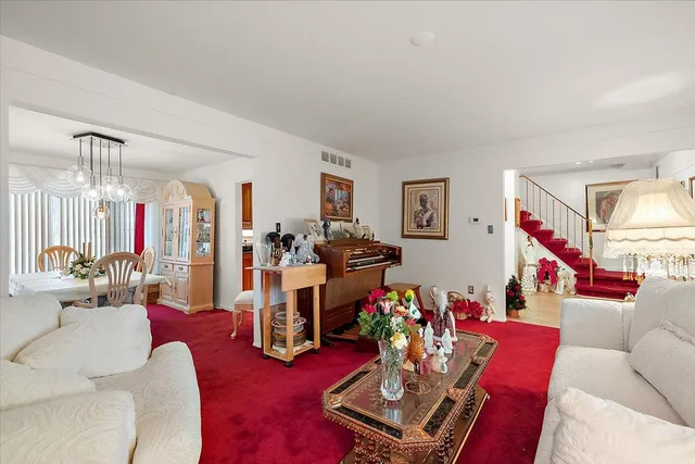 $300,000 | 18971 El Dorado Place, Lathrup Village, MI 48076