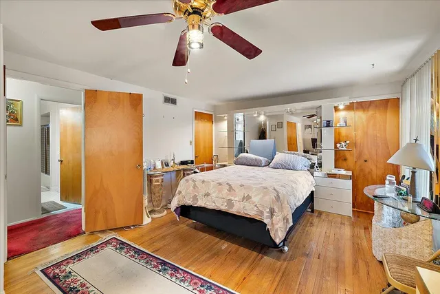 $300,000 | 18971 El Dorado Place, Lathrup Village, MI 48076