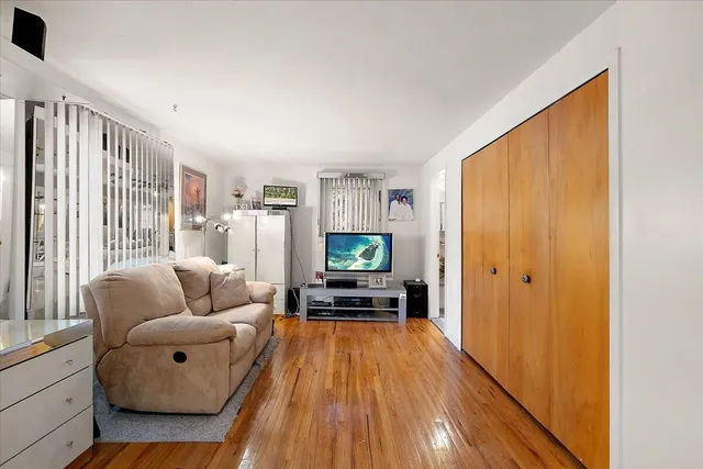 $300,000 | 18971 El Dorado Place, Lathrup Village, MI 48076