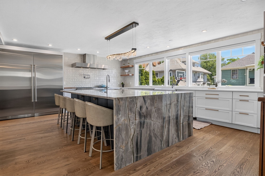 174 Bartlett Road Winthrop, MA 02152 - Photo 8 of 42