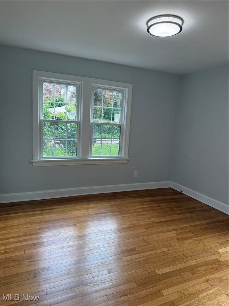 3698 Normandy Road Cleveland, OH 44120 - Photo 19 of 50 1st floor bedroom