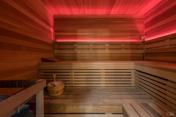 $3,950,000 | 1101 Hedgeside Avenue, Napa, CA 94558