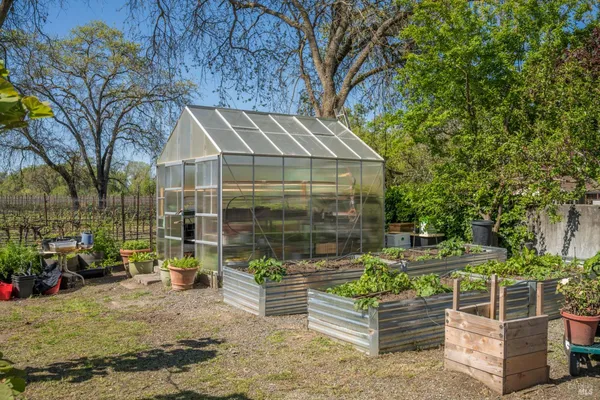 $3,950,000 | 1101 Hedgeside Avenue, Napa, CA 94558