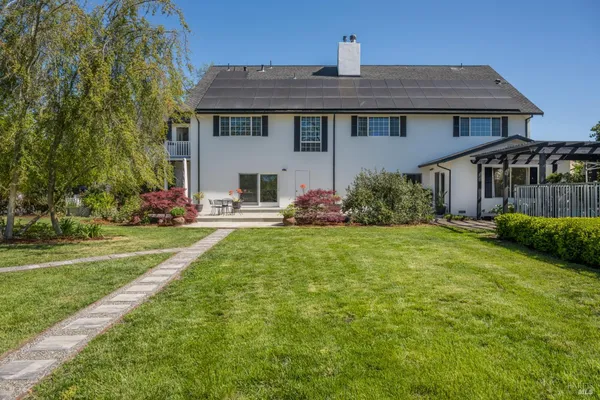 $3,950,000 | 1101 Hedgeside Avenue, Napa, CA 94558
