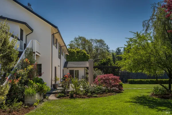 $3,950,000 | 1101 Hedgeside Avenue, Napa, CA 94558