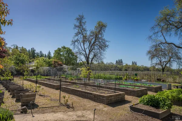 $3,950,000 | 1101 Hedgeside Avenue, Napa, CA 94558