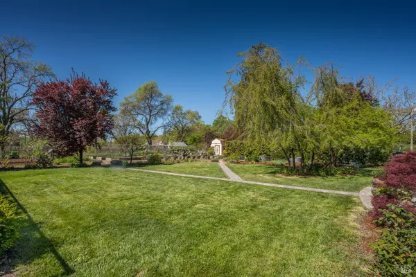 $3,950,000 | 1101 Hedgeside Avenue, Napa, CA 94558