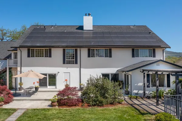 $3,950,000 | 1101 Hedgeside Avenue, Napa, CA 94558