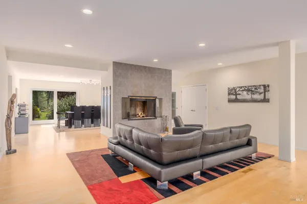 $3,950,000 | 1101 Hedgeside Avenue, Napa, CA 94558