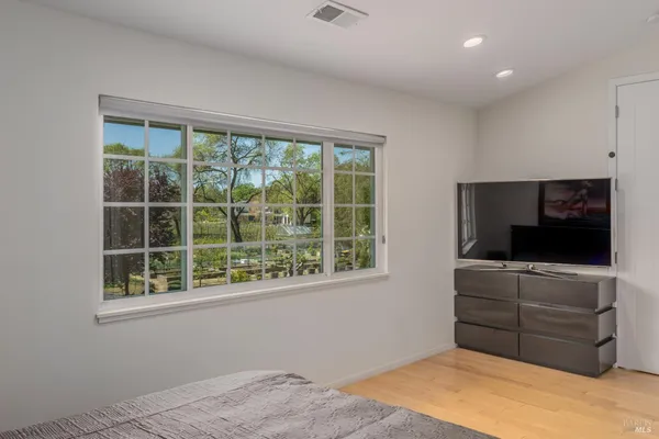 $3,950,000 | 1101 Hedgeside Avenue, Napa, CA 94558