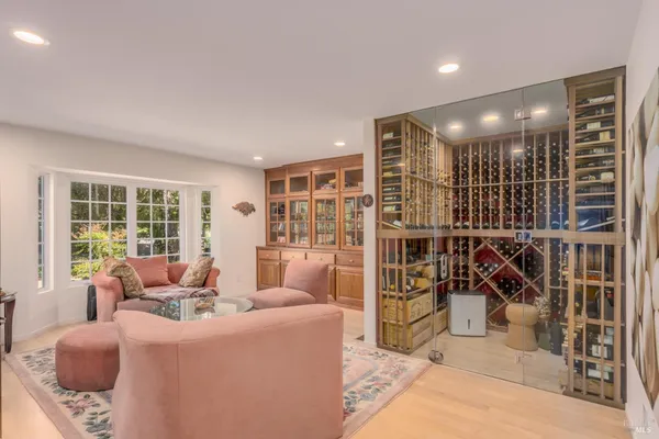 $3,950,000 | 1101 Hedgeside Avenue, Napa, CA 94558