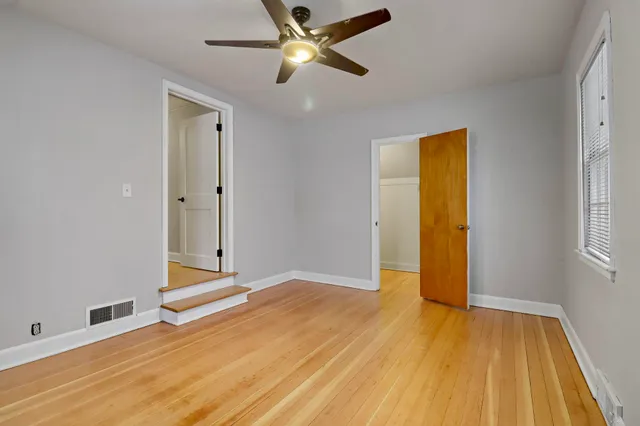 $299,900 | 438 Shoreland Drive, Racine, WI 53402