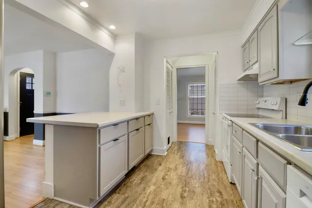 $299,900 | 438 Shoreland Drive, Racine, WI 53402