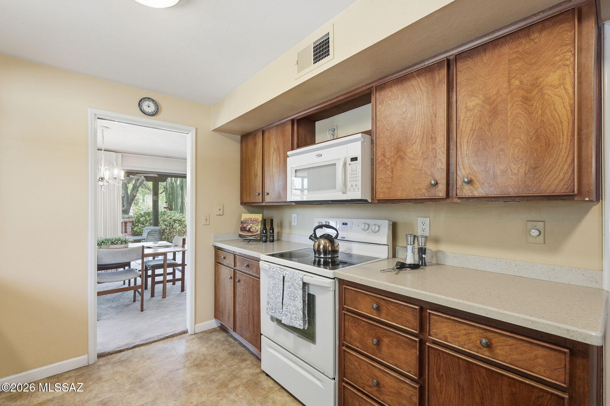 2701 East Avenida De Posada Tucson, AZ 85718 - Photo 13 of 38 024_ListerPros