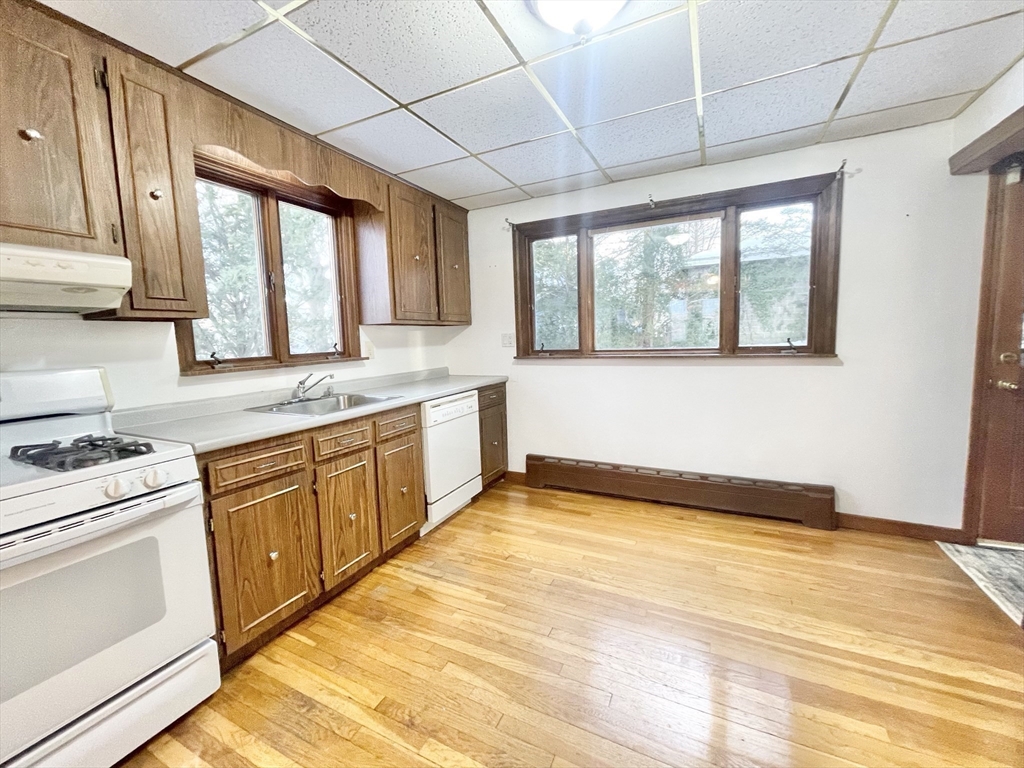 59 Riverview Road Boston, MA 02135 - Photo 3 of 19 Gallery Image 3